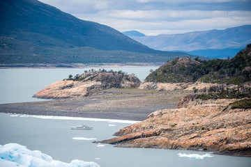 现代诗歌精选（二十篇）